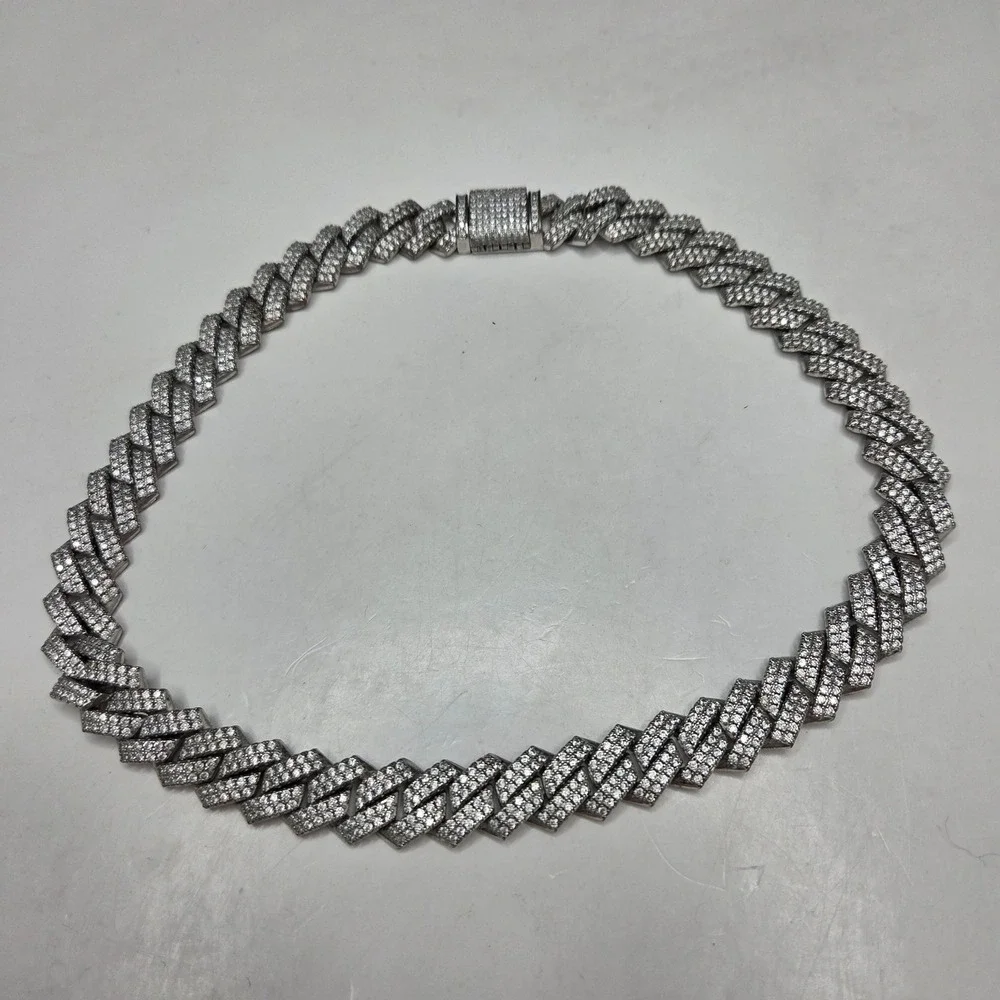 Unbranded Cuban Link Chain Iced Out 16in Silver Tone Rhinestone Choker Necklace